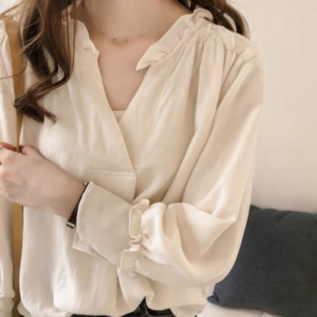 トップス ホワイト イエロー ネイビー 長袖 シャツ ブラウス カットソー かわいい 大人可愛い きれいめ シンプル カジュアル 大人 上品 個性的 送料無料 お洒落 かっこいい レトロ 大人女子 主